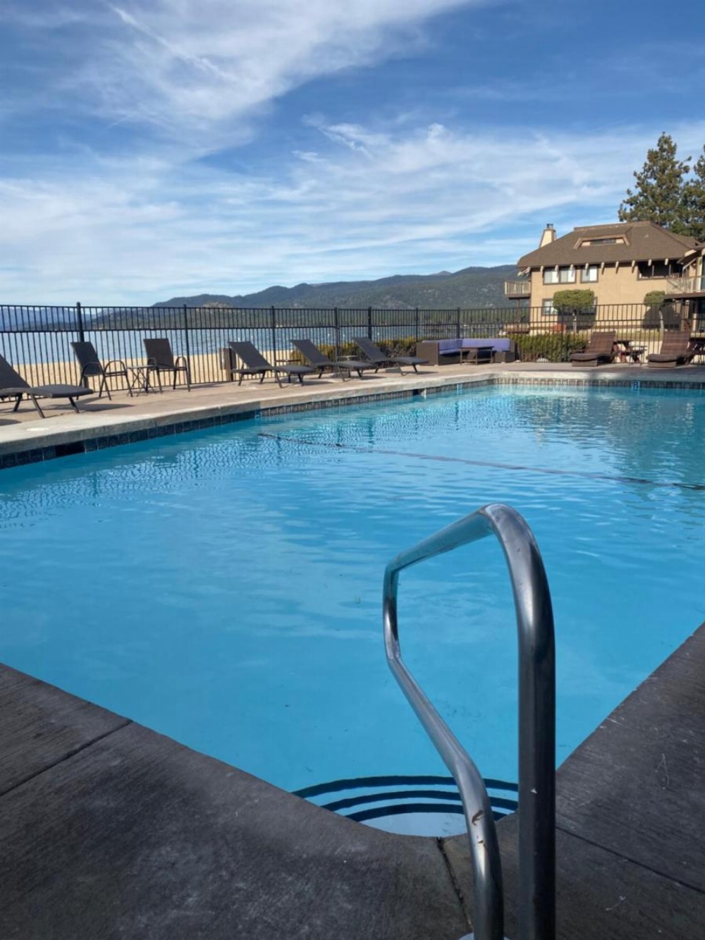 Tahoe Lakeshore Lodge & Spa Image 39